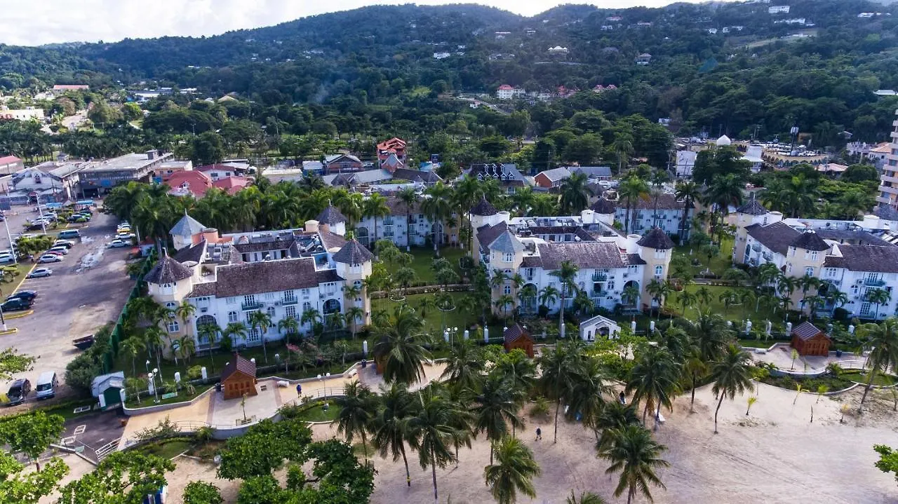 Apartment Serenity By The Sea At Turtle Towers Ocho Rios